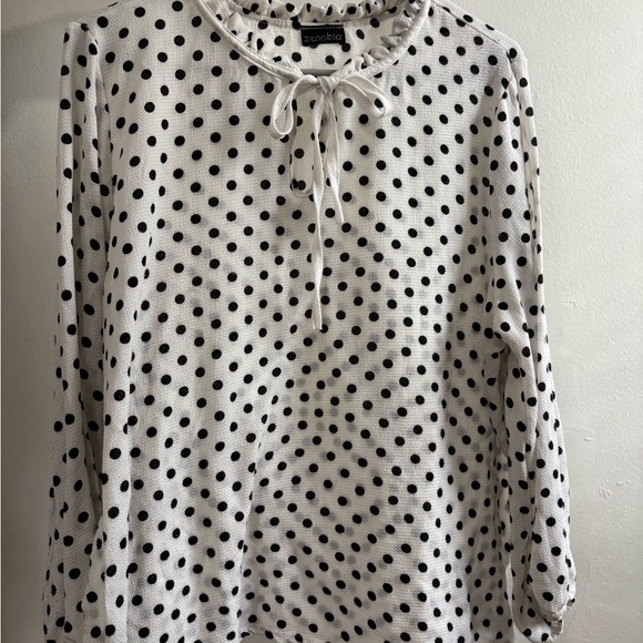 White Polka Dot Blouse - Picture 1 of 4